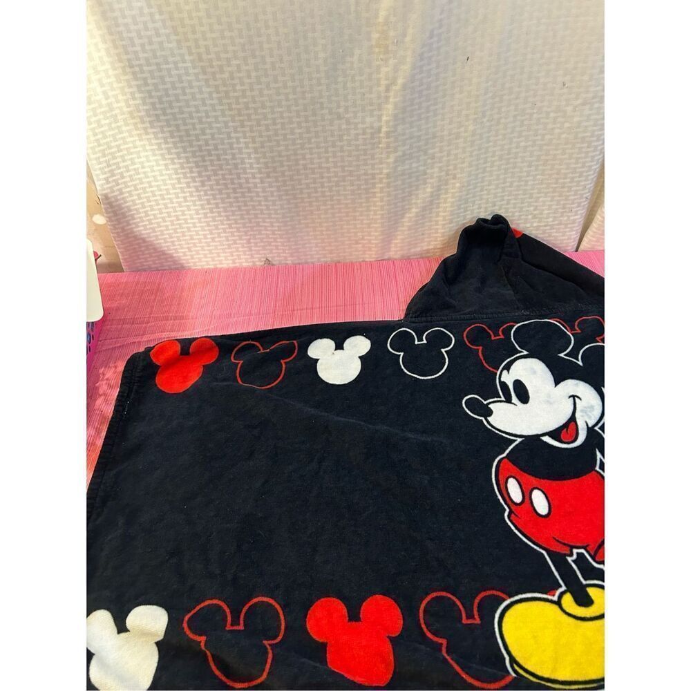 Disney Mickey‎ hooded towel red black #18389